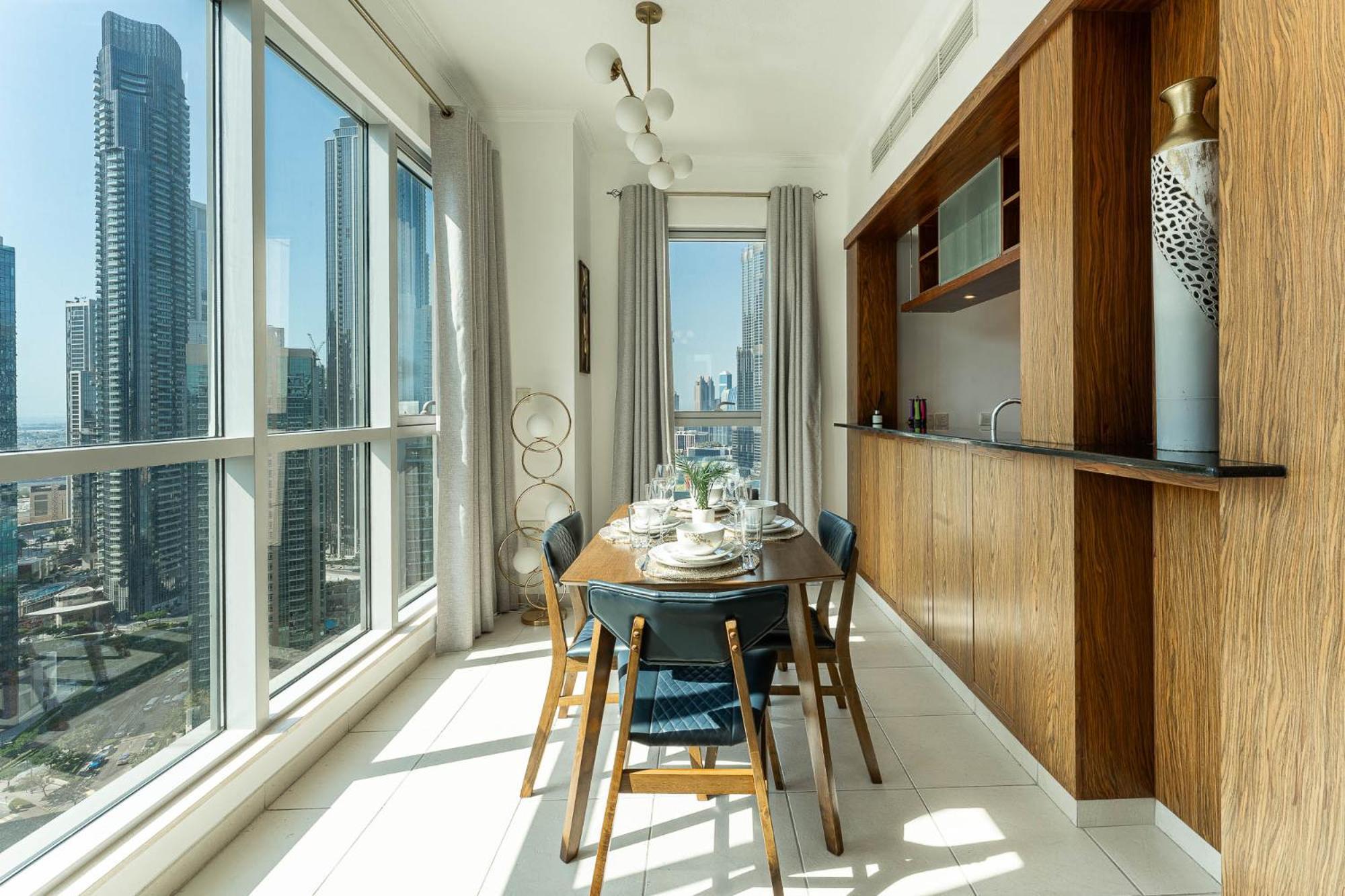 Appartamento Superb 1-bedroom With Full Burj Khalifa View - 5-min Walk To Mall Dubai